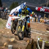 Am 17. und 18. Mai 2025 heulen die Motoren wieder – schon bald werden sich die Racer*innen im Rahmen der Enduro Trophy im Offroad Bike Track des Red Bull Ring packende Duelle liefern und erneut zeigen, was in ihnen steckt!